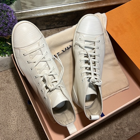 LOUIS VUITTON EPI MATCH UP SNEAKERS WHITE size 7 TV $1200 - Picture 3 of 8